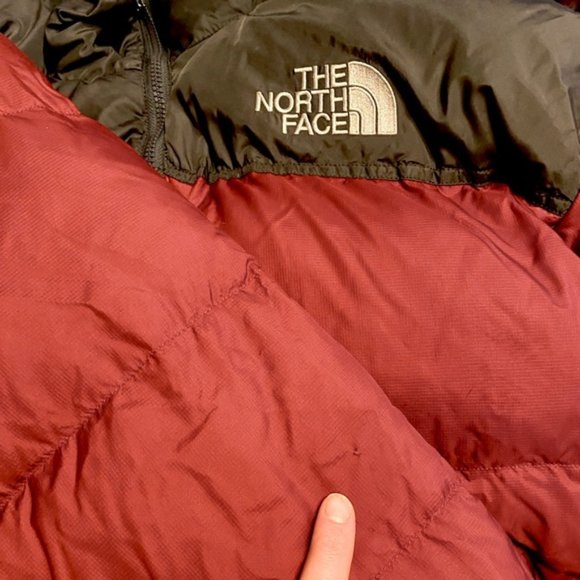 The North Face Men’s red maroon Nuptse 700 down Retro Puffer Jacket large - Picture 3 of 12